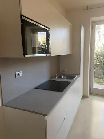 Villa Gaia Appartamenti Con Piscina Seeblick Malcesine Italie
