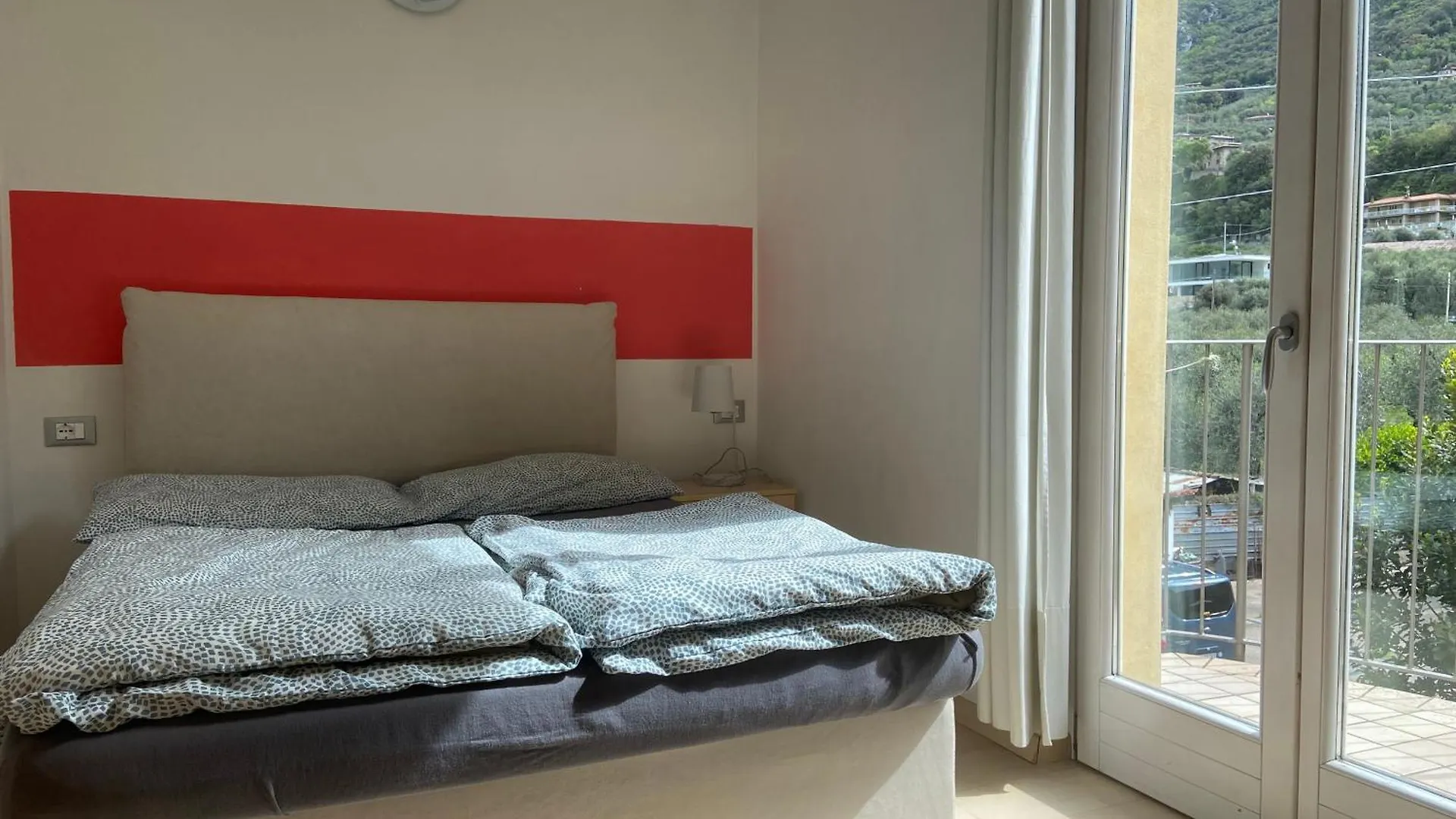 Villa Gaia Appartamenti Con Piscina Seeblick Malcesine 0*,